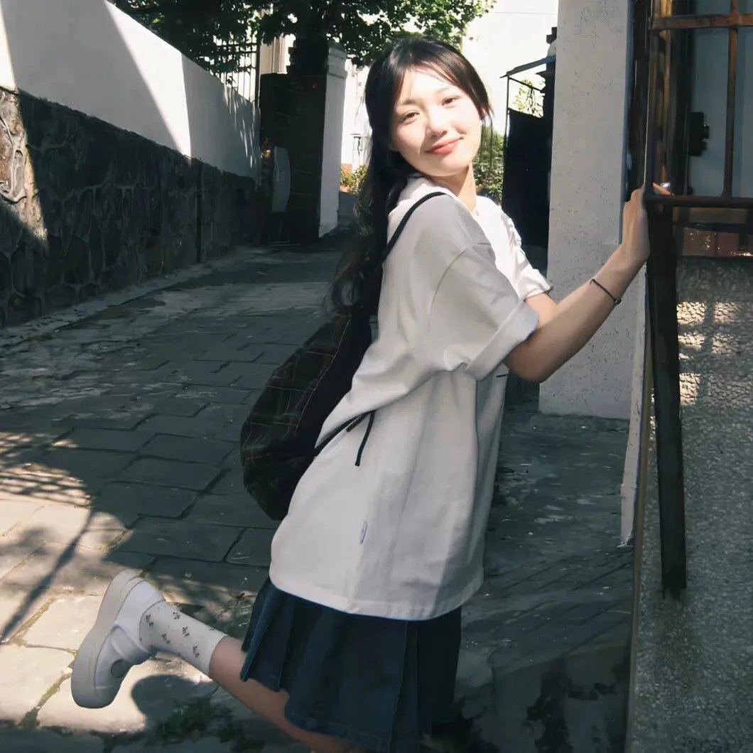 女魔